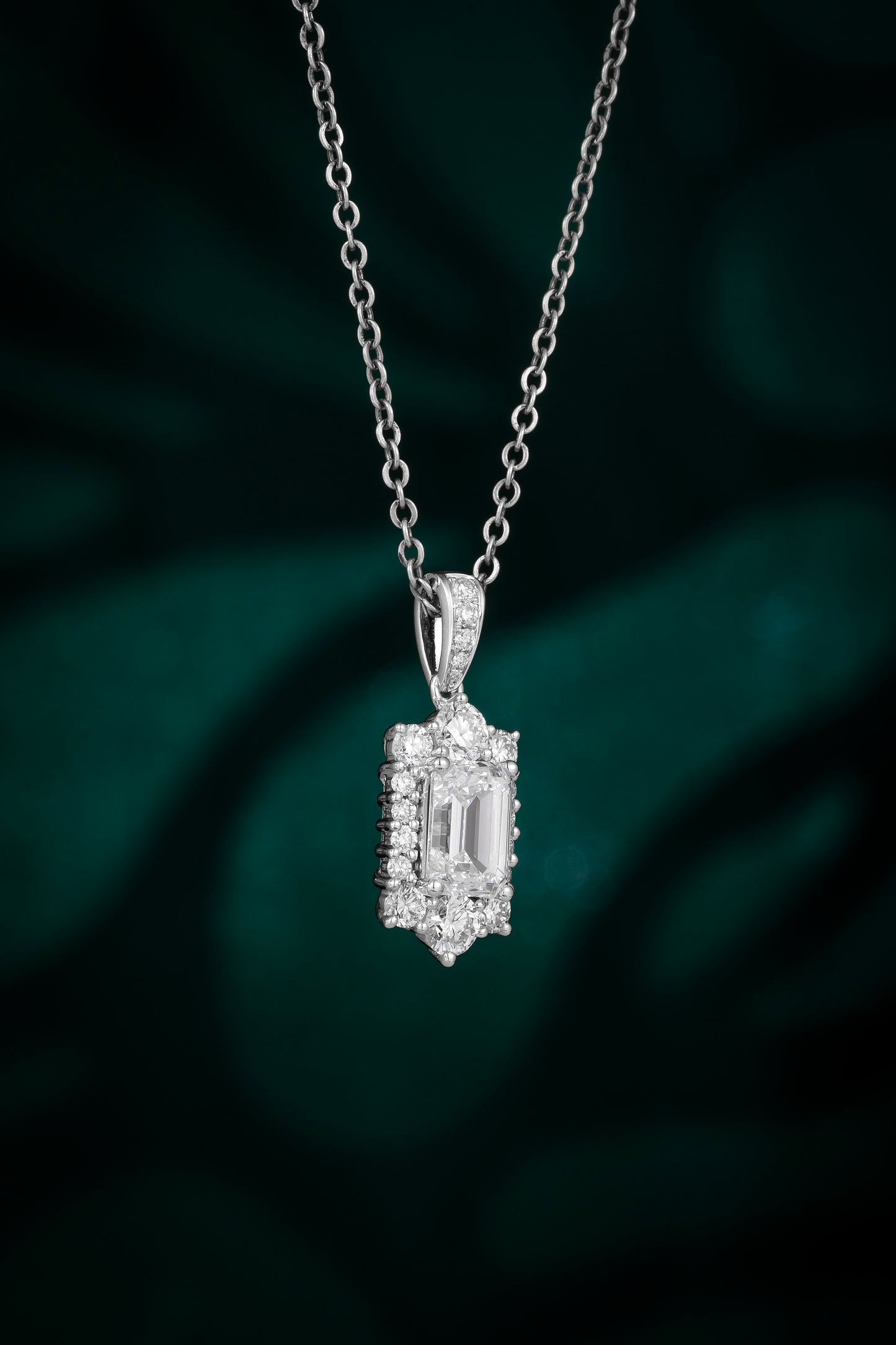 Lab Grown Diamond Pendant-ZBP0027