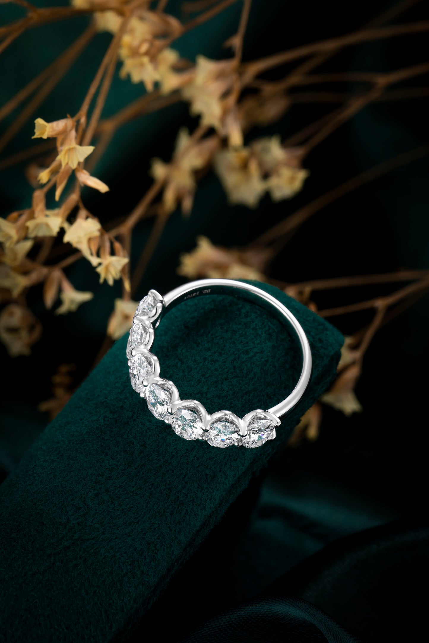 Lab Grown Diamond Ring-ZBR0148A-OVAL