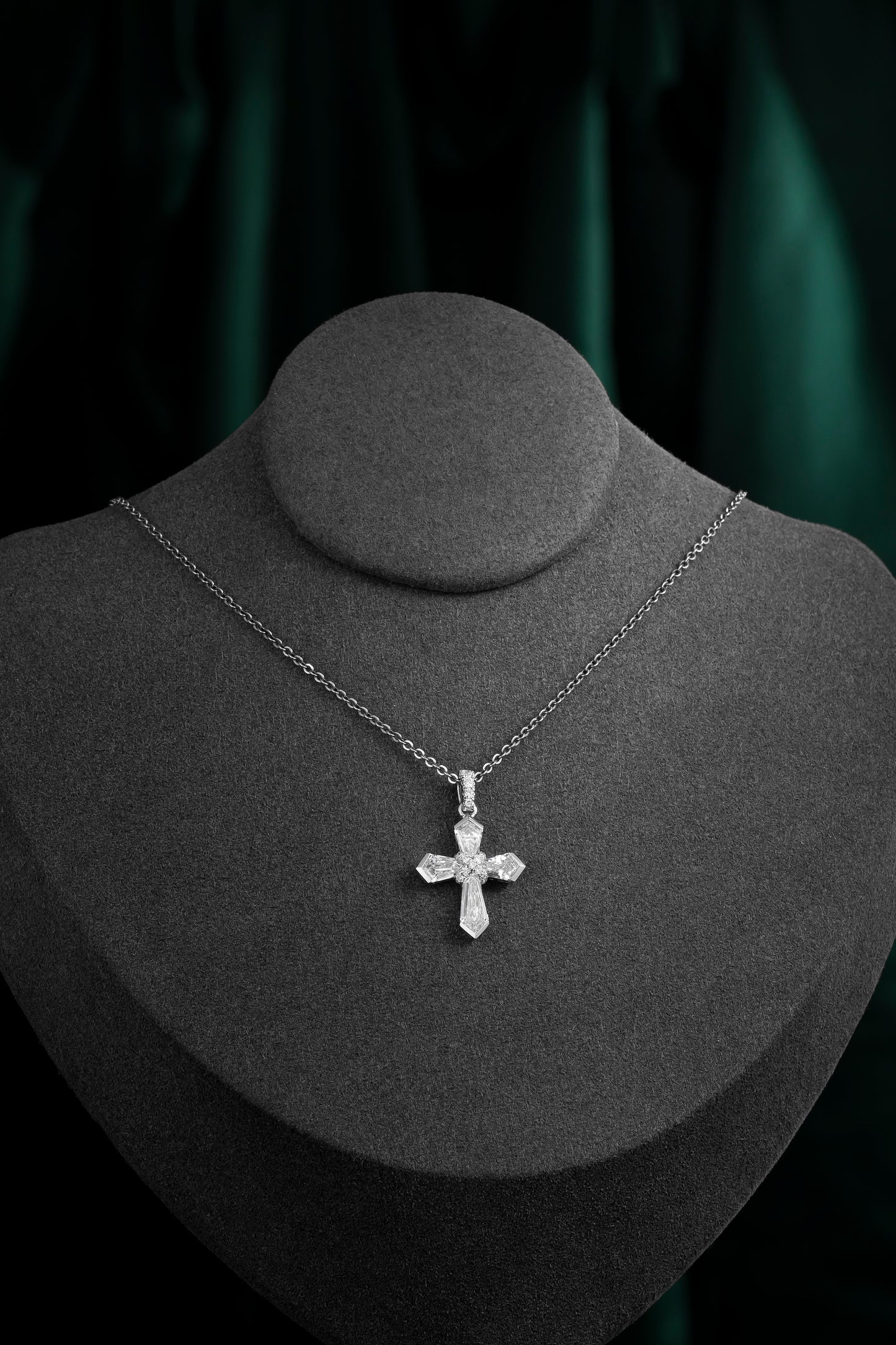 Lab Grown Diamond Pendant-ZBP0053
