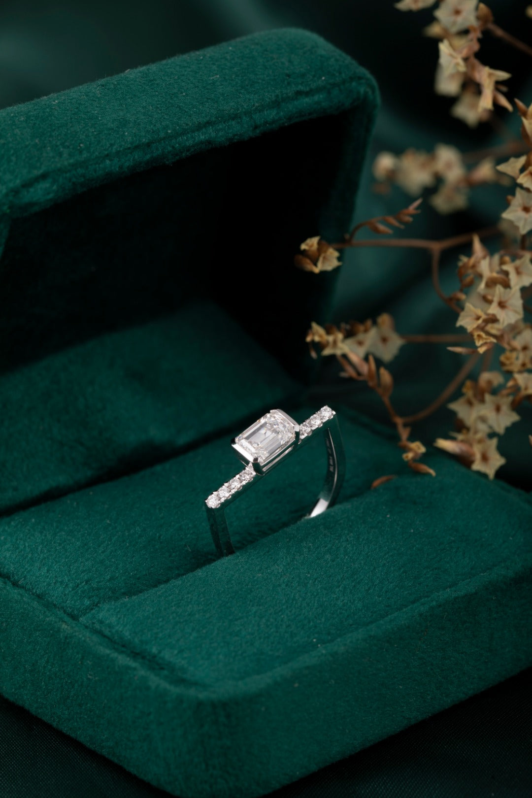 Lab Grown Diamond Ring-ZBR0247-1