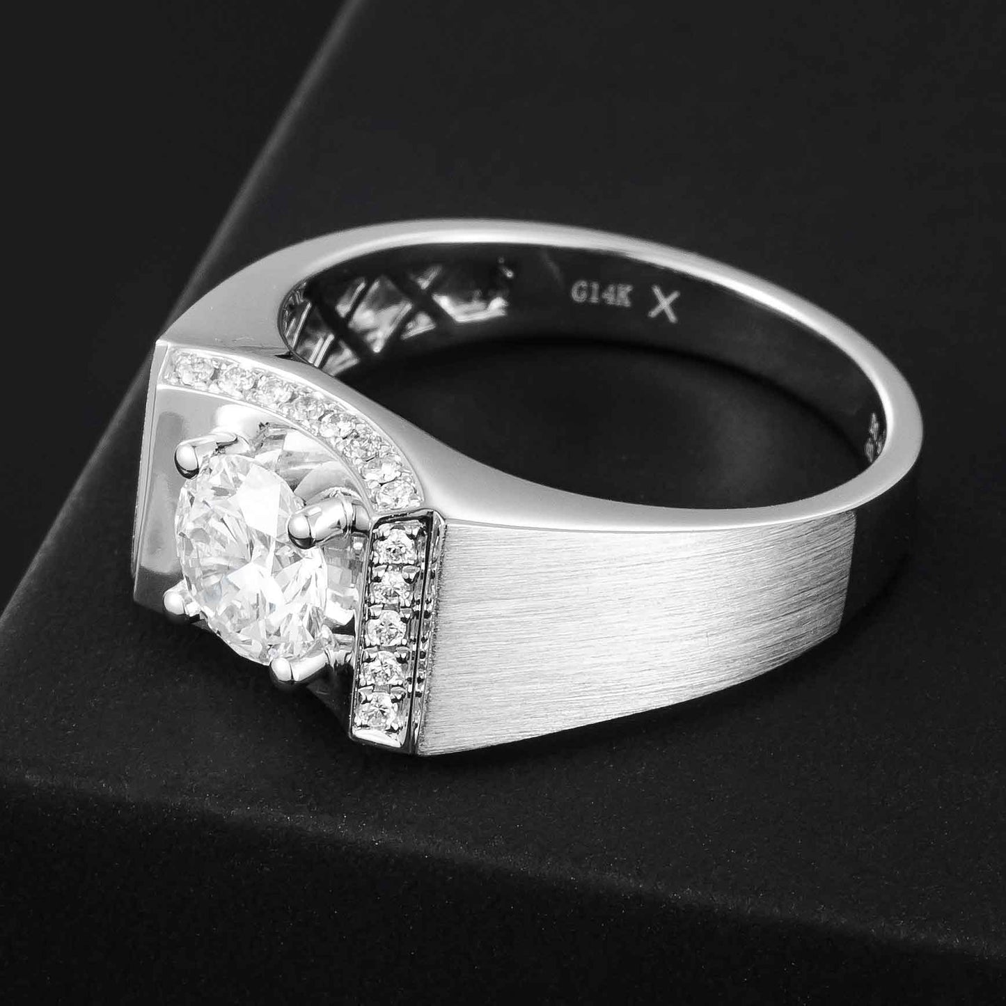 Lab Grown Diamond Ring-ZBRM0012