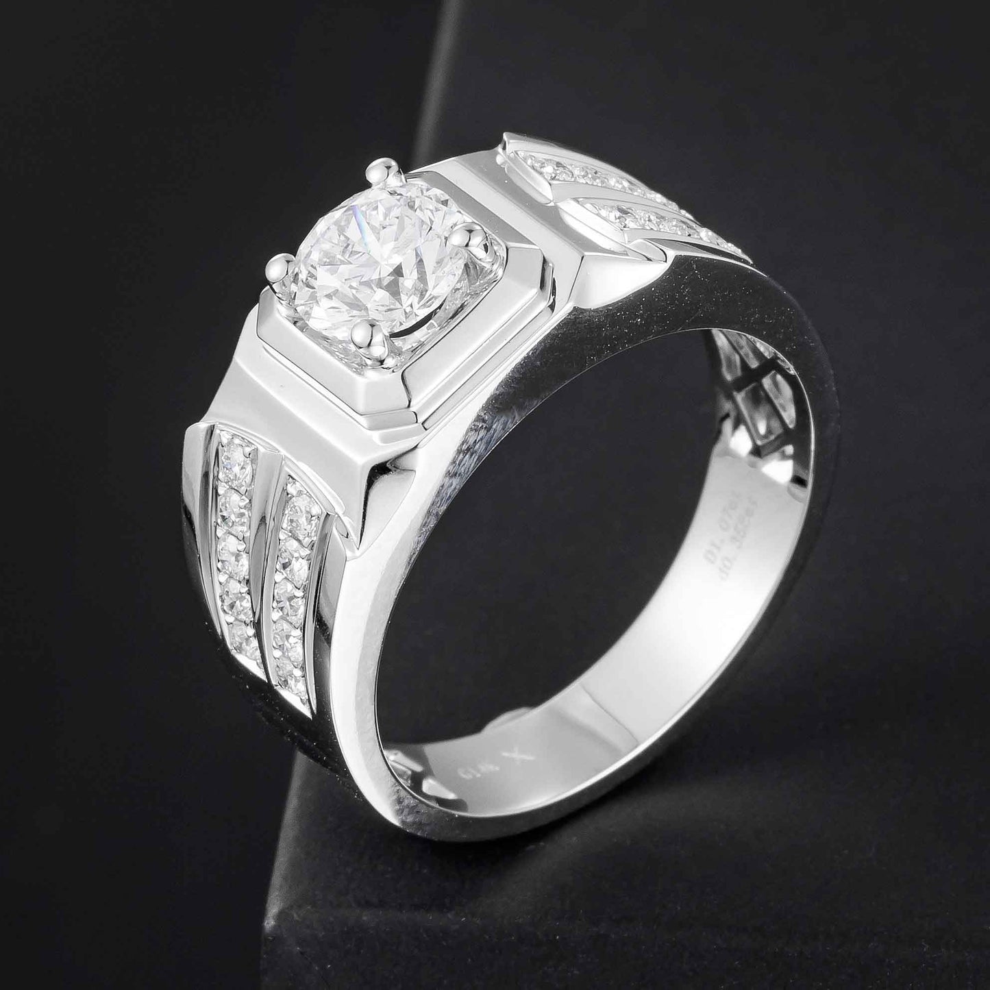 Lab Grown Diamond Ring-ZBRM0006