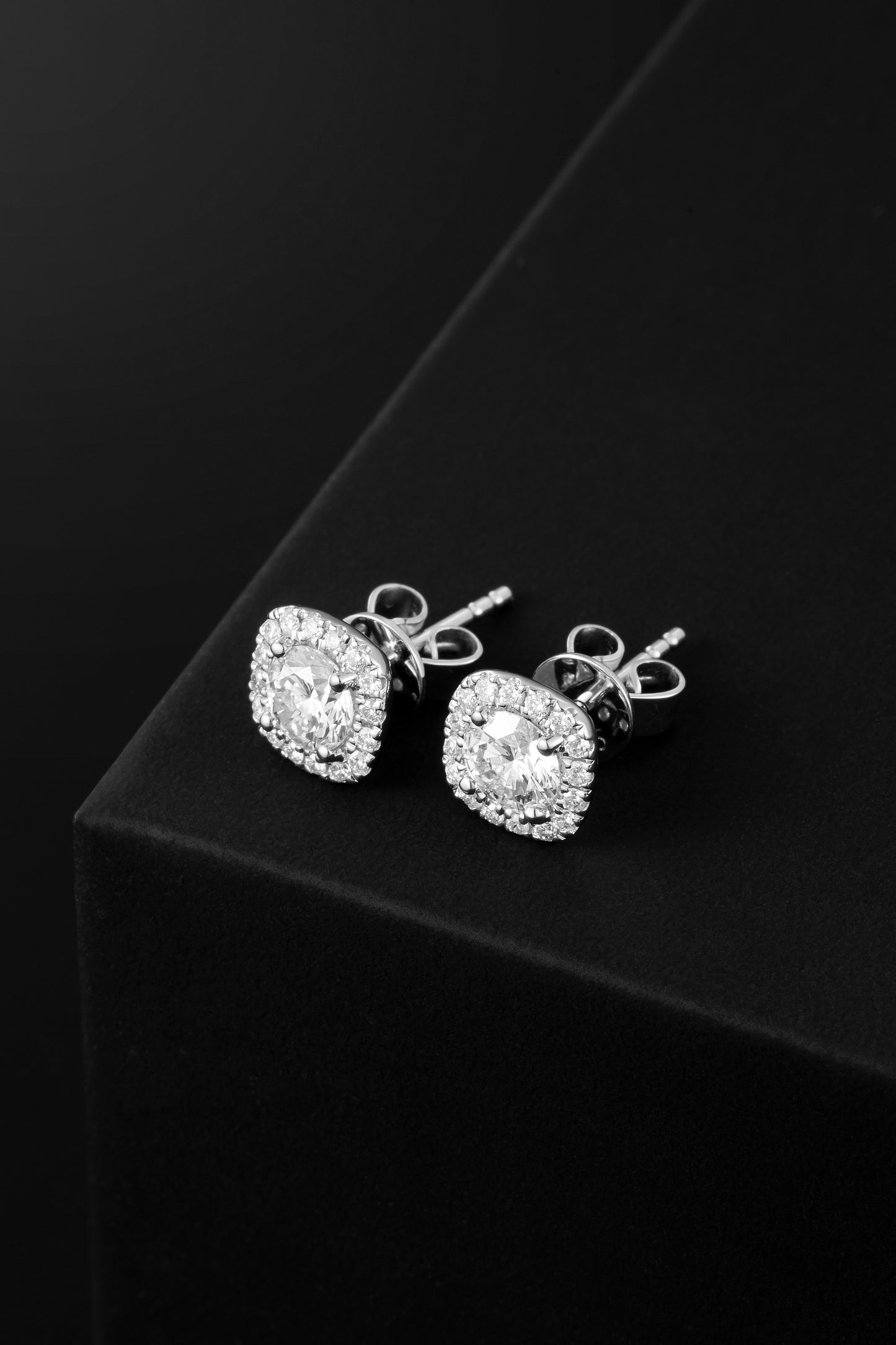 Lab Grown Diamond Earring-ZBE0004