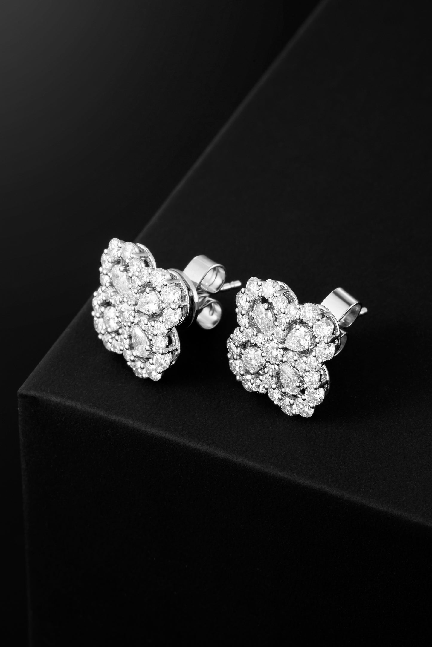 Lab Grown Diamond Earring-ZBE0009