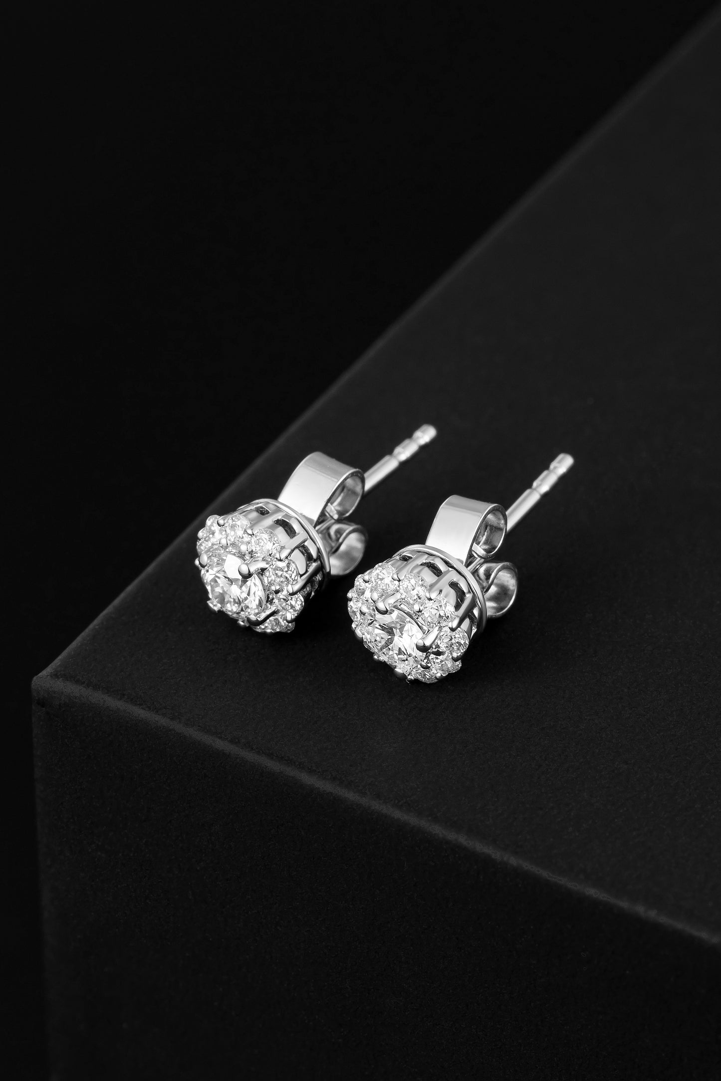 Lab Grown Diamond Earring-ZBE0011