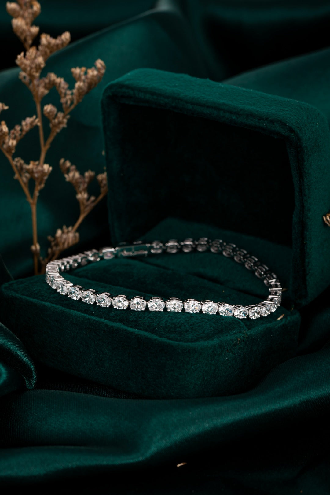 Lab Grown Diamond Bracelet-ZBB0037