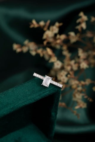 Lab Grown Diamond Ring-ZBR0249-3