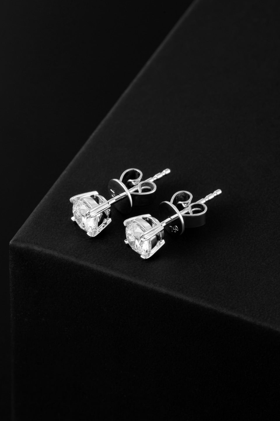 Lab Grown Diamond Earring-ZBE0027